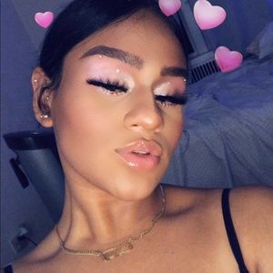 Meet your Posher, Elvinny